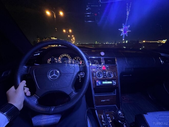 Mercedes C 180 2000, 270,000 km - 1.8 l - Bakı