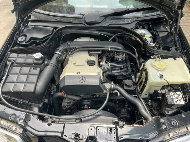 Mercedes C 180 2000, 270,000 km - 1.8 l - Bakı