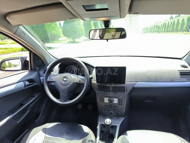 Opel Astra 2005, 260,000 km - 1.4 l - Gəncə
