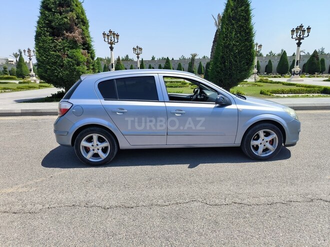 Opel Astra 2005, 260,000 km - 1.4 l - Gəncə