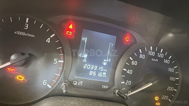 Nissan Navara 2016, 203,452 km - 2.5 l - Qazax