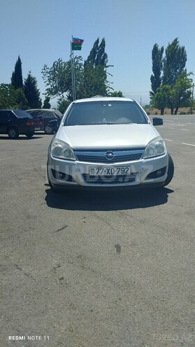 Opel Astra 2007, 270,000 km - 1.4 l - Astara