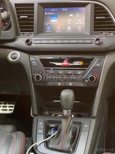 Hyundai Elantra 2018, 114,263 km - 1.6 л - Bakı