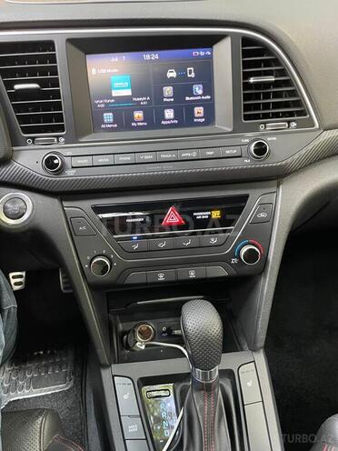 Hyundai Elantra 2018, 114,263 km - 1.6 л - Bakı
