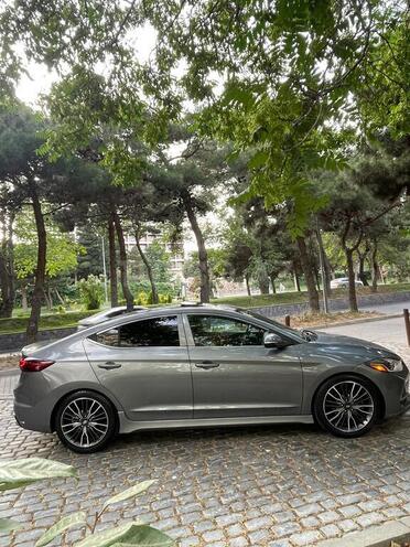 Hyundai Elantra 2018, 114,263 km - 1.6 л - Bakı