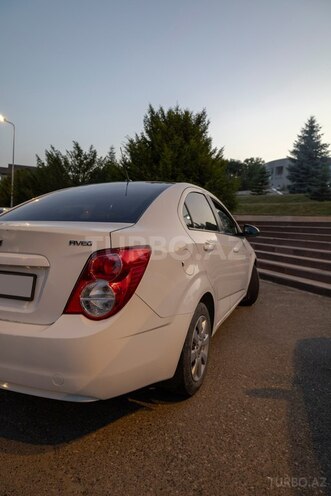 Chevrolet Aveo 2012, 250,000 km - 1.4 l - Qusar