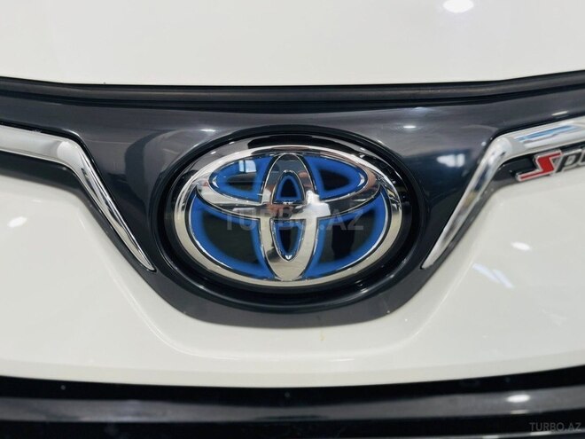 Toyota Corolla 2023, 16,000 km - 1.8 l - Bakı