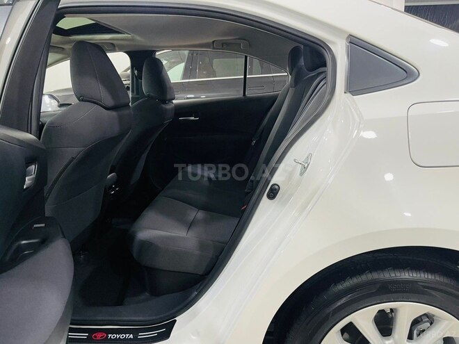 Toyota Corolla 2023, 16,000 km - 1.8 l - Bakı