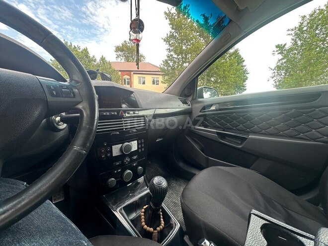 Opel Astra 2004, 400,000 km - 1.6 l - Mingəçevir