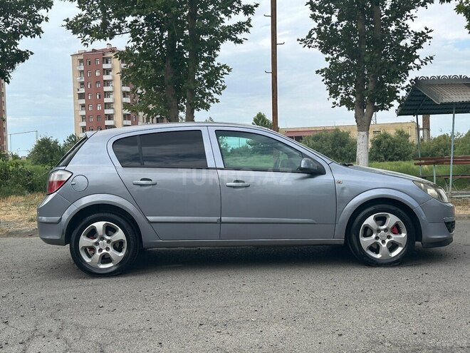 Opel Astra 2004, 400,000 km - 1.6 l - Mingəçevir