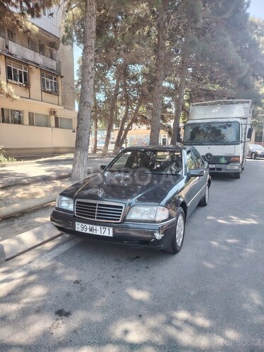 Mercedes C 220 1995, 348,000 km - 2.2 l - Bakı