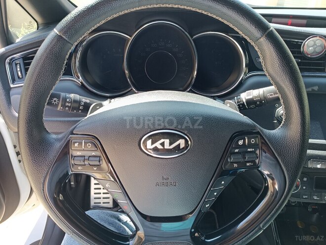 Kia Ceed 2018, 162,000 km - 1.6 l - Bakı