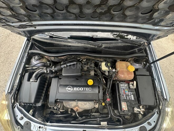 Opel Astra 2004, 400,000 km - 1.6 l - Mingəçevir