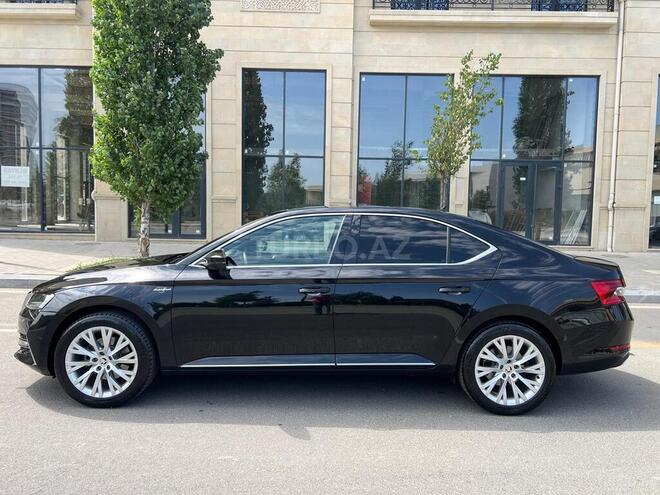 Skoda Superb 2023, 30,000 km - 2.0 l - Bakı