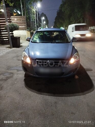 Kia Ceed 2007, 240,000 km - 1.4 l - Qazax