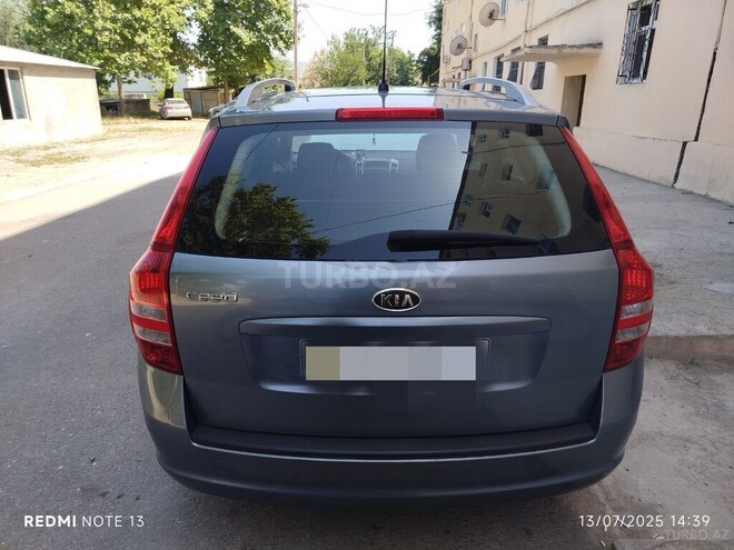 Kia Ceed 2007, 240,000 km - 1.4 l - Qazax