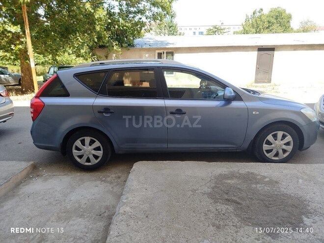 Kia Ceed 2007, 240,000 km - 1.4 l - Qazax