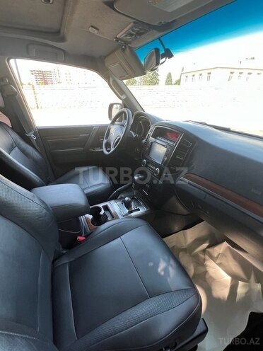 Mitsubishi Pajero 2007, 192,000 km - 3.0 l - Gəncə