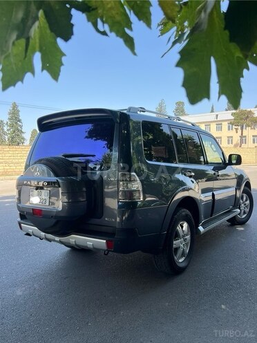 Mitsubishi Pajero 2007, 192,000 km - 3.0 l - Gəncə