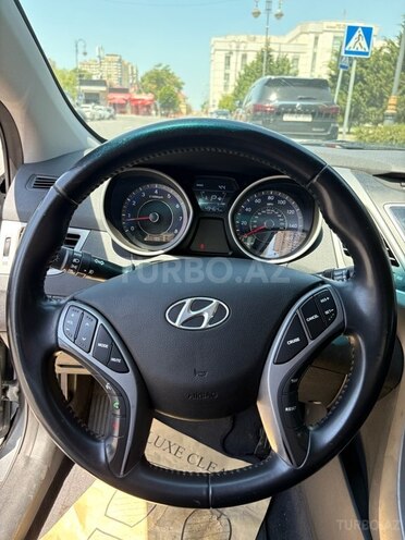 Hyundai Elantra 2015, 49,500 km - 1.8 l - Bakı