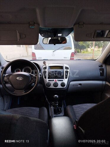 Kia Ceed 2007, 240,000 km - 1.4 l - Qazax