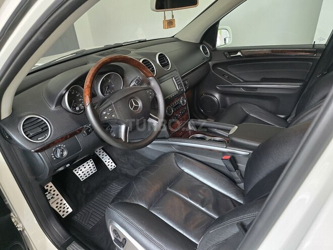Mercedes GL 550-4