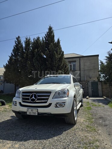 Mercedes GL 550-15