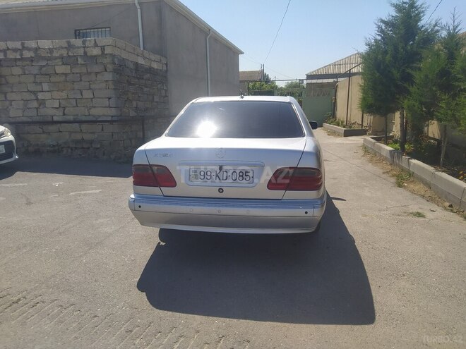 Mercedes E 320 2000, 285,339 km - 3.2 l - Bakı
