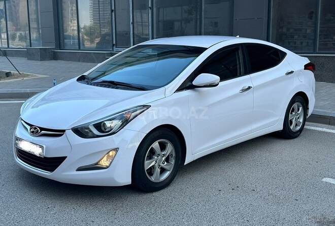 Hyundai Avante 2015, 250,000 km - 1.6 л - Bakı