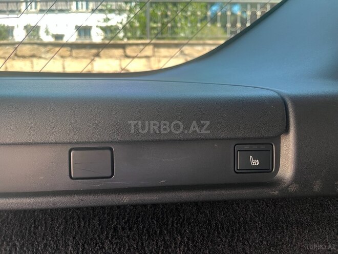 Land Rover Discovery 2017, 132,000 km - 3.0 l - Bakı