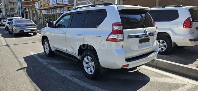 Toyota Land Cruiser Prado-5
