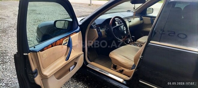 Mercedes E 220 d 2001, 512,354 km - 2.2 l - Salyan