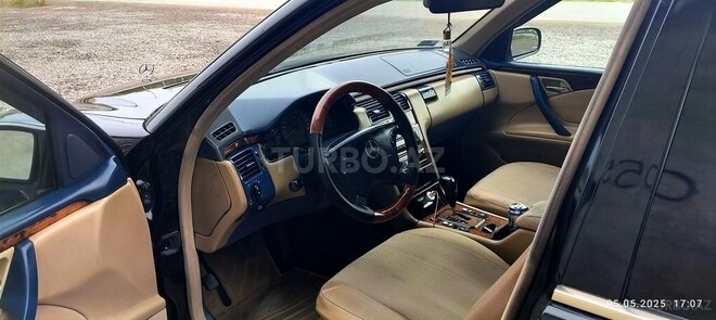 Mercedes E 220 d 2001, 512,354 km - 2.2 l - Salyan