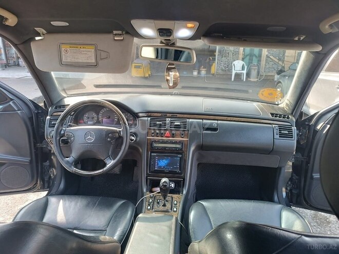Mercedes E 270 2000, 560,000 km - 2.7 l - Qəbələ