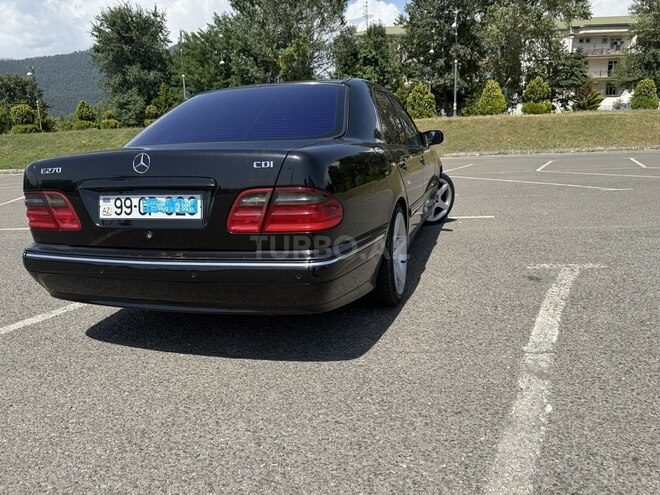 Mercedes E 270 2000, 560,000 km - 2.7 l - Qəbələ
