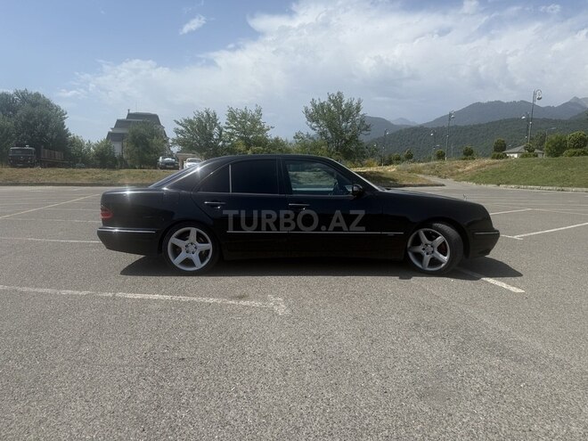 Mercedes E 270 2000, 560,000 km - 2.7 l - Qəbələ