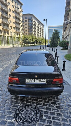 BMW 528 1998, 354,000 km - 2.8 l - Bakı