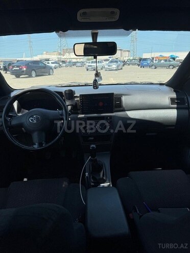 Toyota Corolla 2006, 267,000 km - 1.4 l - Bakı