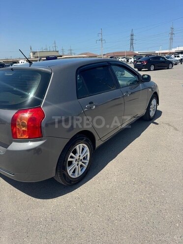 Toyota Corolla 2006, 267,000 km - 1.4 l - Bakı
