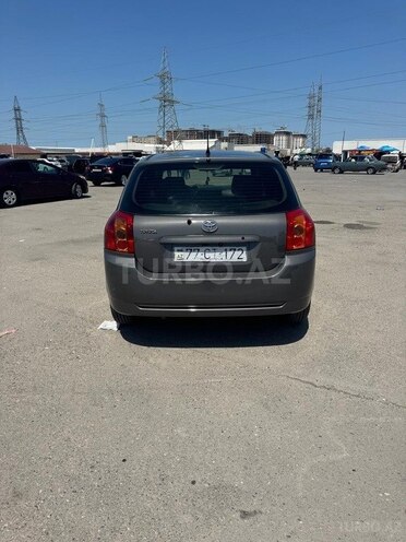 Toyota Corolla 2006, 267,000 km - 1.4 l - Bakı