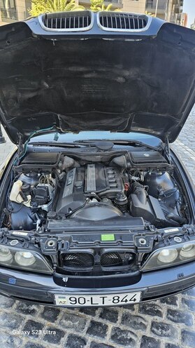 BMW 528 1998, 354,000 km - 2.8 l - Bakı