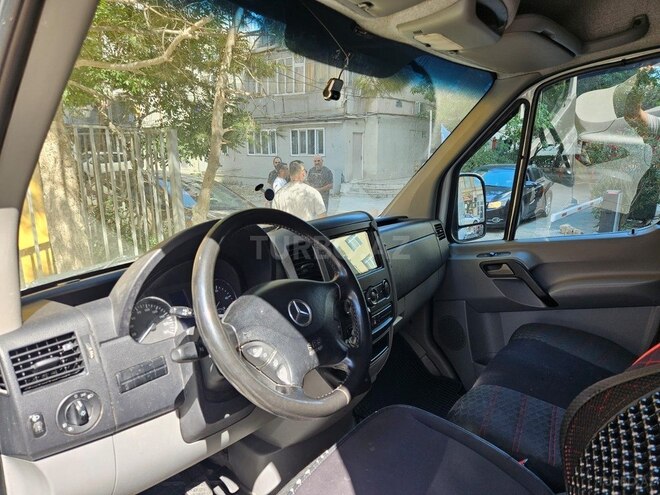 Mercedes Sprinter 313 2009, 277,000 km - 2.2 l - Bakı