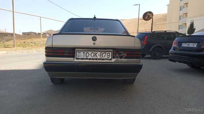 Mercedes 190 1985, 500,000 km - 2.2 l - Bakı