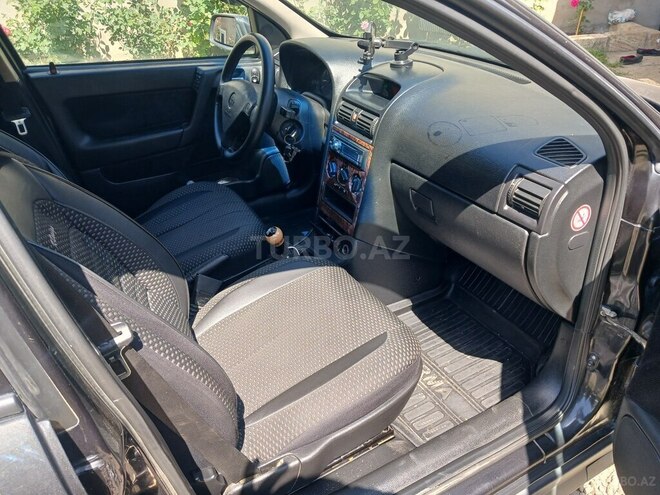 Opel Astra 2000, 450,158 km - 1.6 л - Qusar