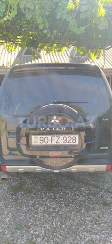 Mitsubishi Pajero 2007, 210,000 km - 3.0 л - Xudat