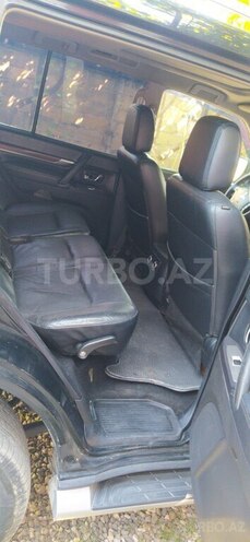 Mitsubishi Pajero 2007, 210,000 km - 3.0 л - Xudat