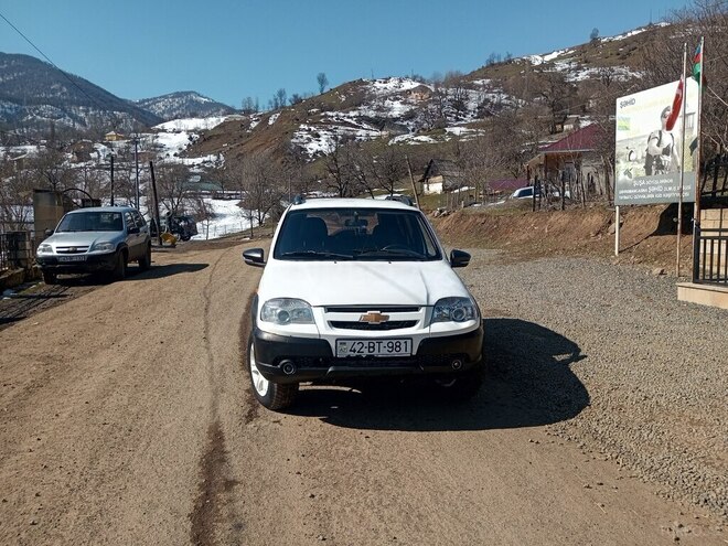Chevrolet Niva 2009, 399,623 km - 1.7 l - Bakı
