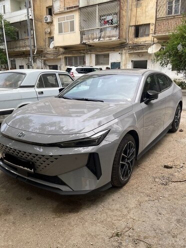 Changan Qiyuan A06 2023, 13,000 km - 1.5 л - Bakı