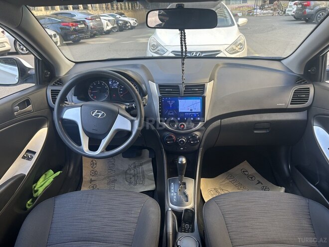 Hyundai Accent 2015, 187,000 km - 1.4 l - Bakı
