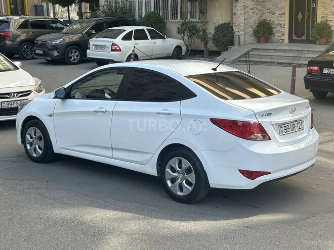 Hyundai Accent 2015, 187,000 km - 1.4 l - Bakı